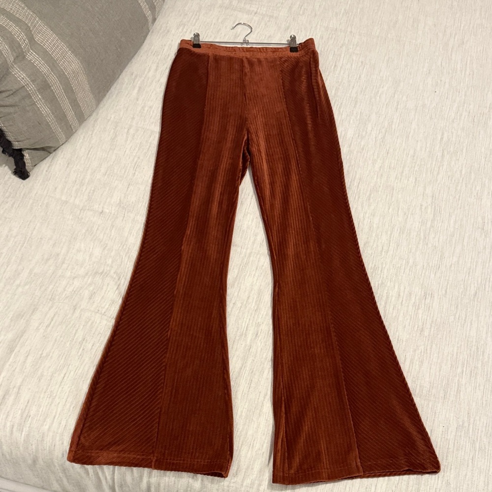 Promesa Rust Flare Velvet Pants Size M